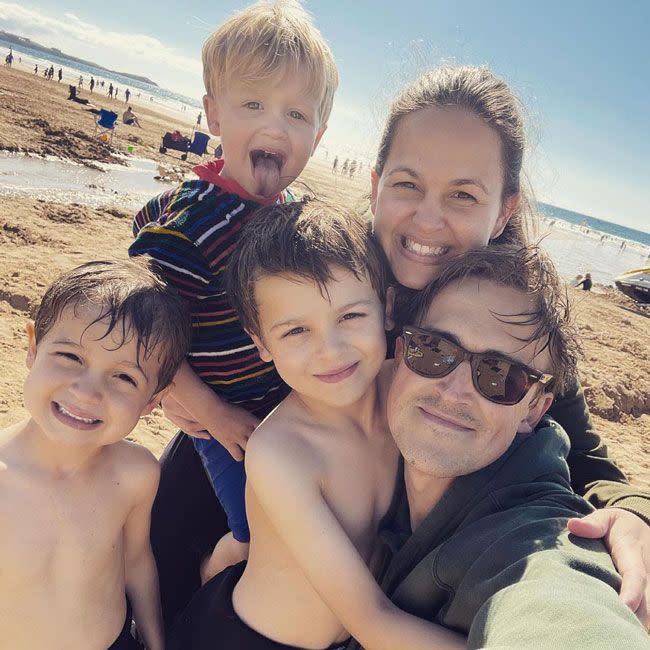 tom-fletcher-and-giovanna-on-beach