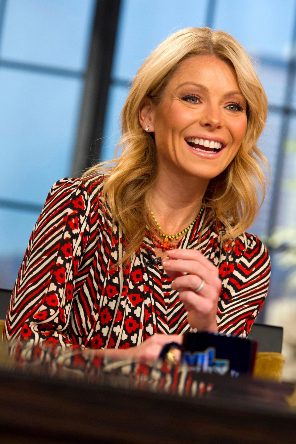 kelly ripa 