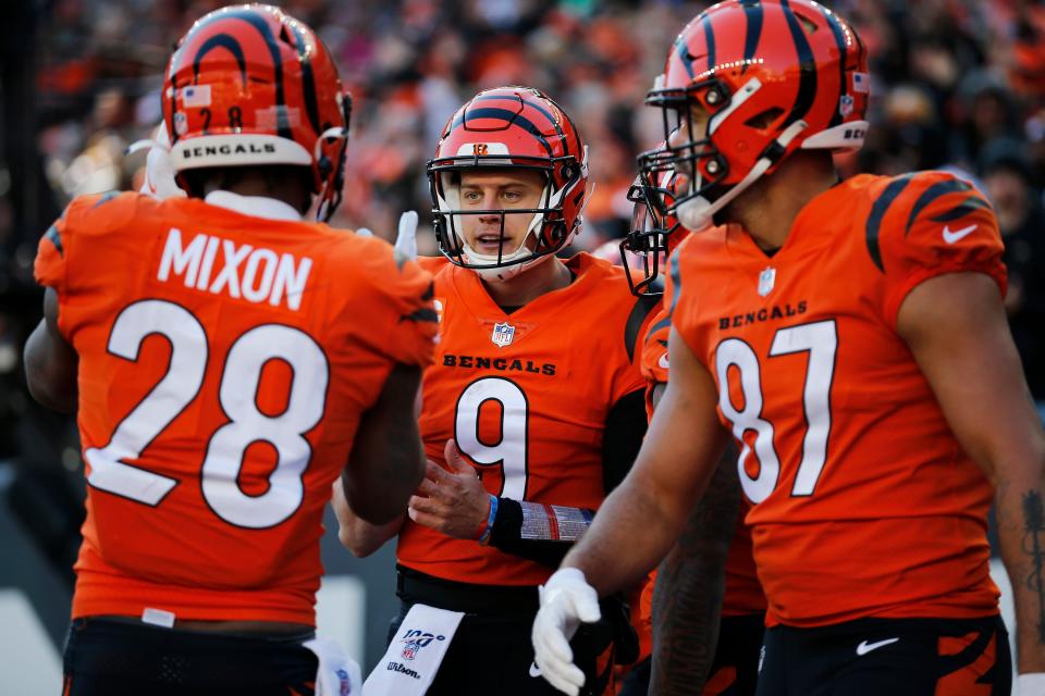 Joe Burrow and Joe Mixon helped the Bengals rout the Steelers, 41-10, last week.