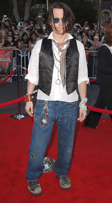 Johnny Depp at the Disneyland premiere of Walt Disney Pictures' Pirates of the Caribbean: At World's End
