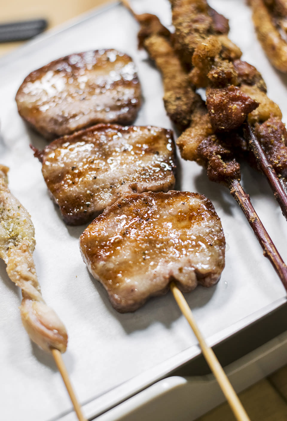 旺角美食︱砵蘭街串燒小店 最平$18羊肉串+招牌滷水燒乳鴿
