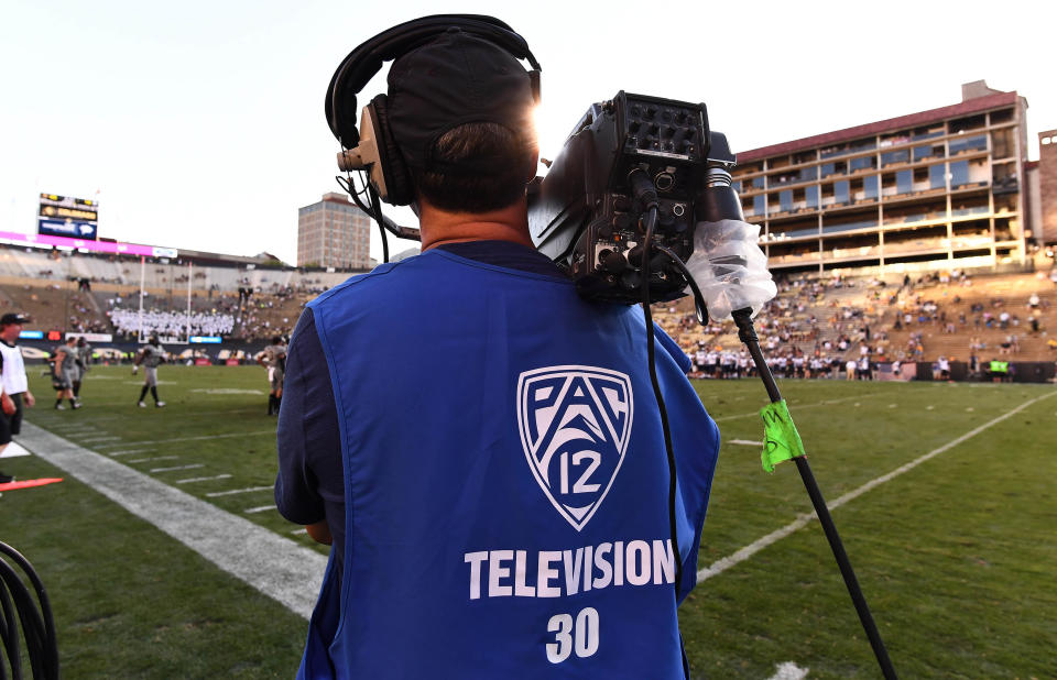 Sep 15, 2018; Boulder. Mandatory Credit: Ron Chenoy-USA TODAY Sports