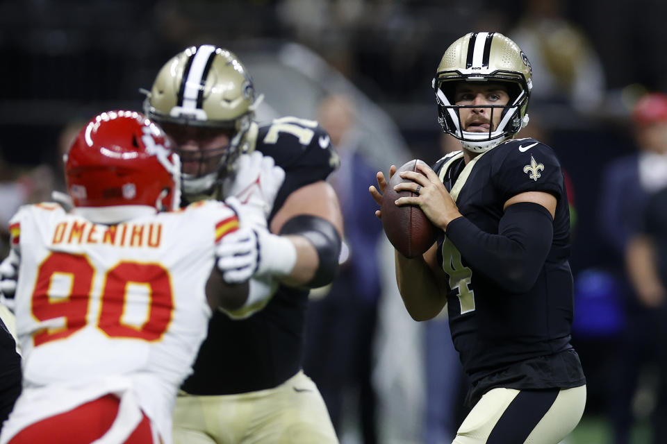 NEW ORLEANS, LOUISIANA - AUGUST 13: Derek Carr #4 of the New Orleans Saints looks on during the preseason game against the Kansas City Chiefs at Caesars Superdome on August 13, 2023 in New Orleans, Louisiana. (Photo by Chris Graythen/Getty Images)