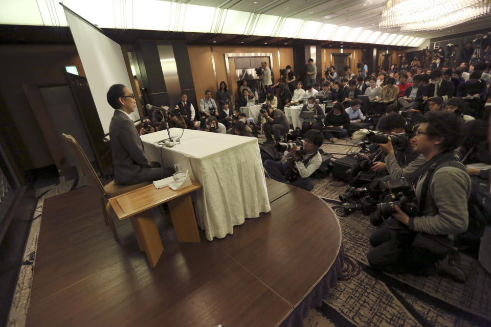 Takashi Niigaki, ghost writer of well known deaf composer Mamoru Samuragochi, a composer Japanese have likened to Beethoven for supposedly composing music despite a severe hearing impairment, attends a press conference in Tokyo, Thursday, Feb. 6, 2014. Niigaki said he hopes to continue composing and performing, despite the uproar over Samuragochi’s admission on Wednesday that he did not write the pieces he is best known for, such as his “Hiroshima Symphony.” (AP Photo/Eugene Hoshiko)