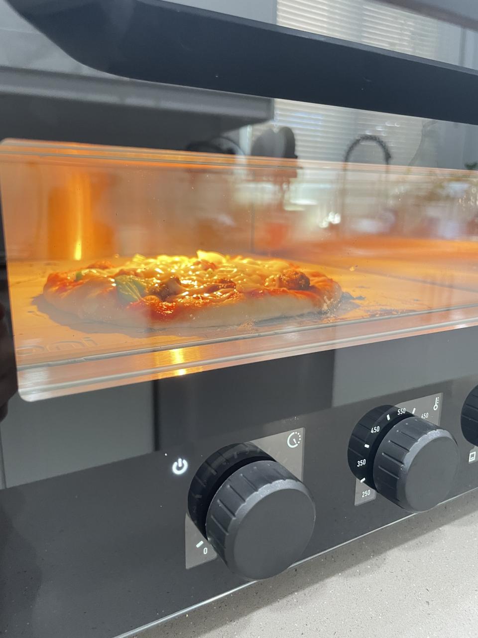 Close up of the Ooni Volt 12 electric pizza oven.