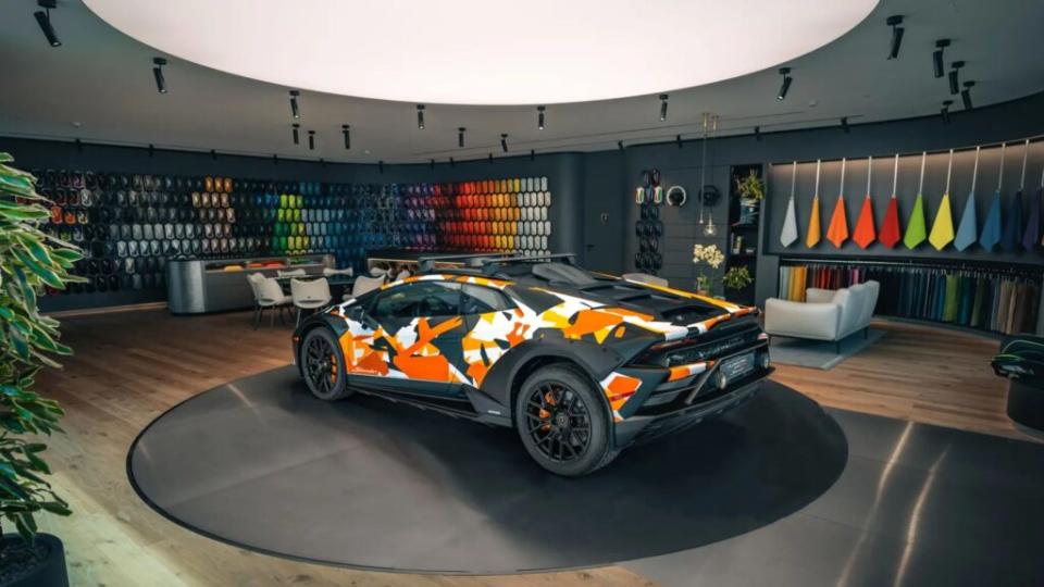 Image Via Lamborghini