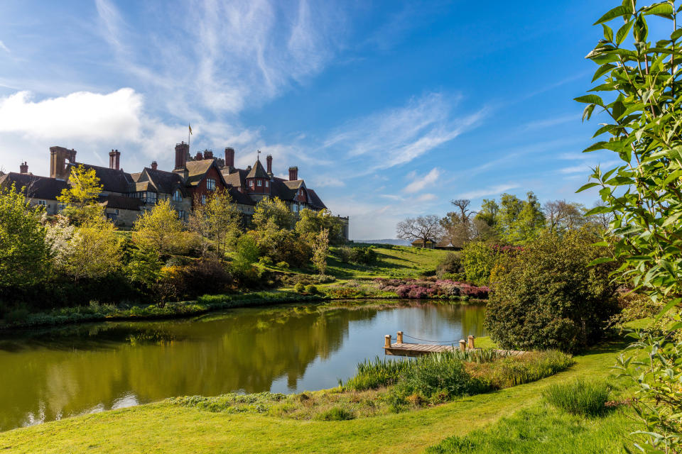 England, Midhurst, Cowdray House