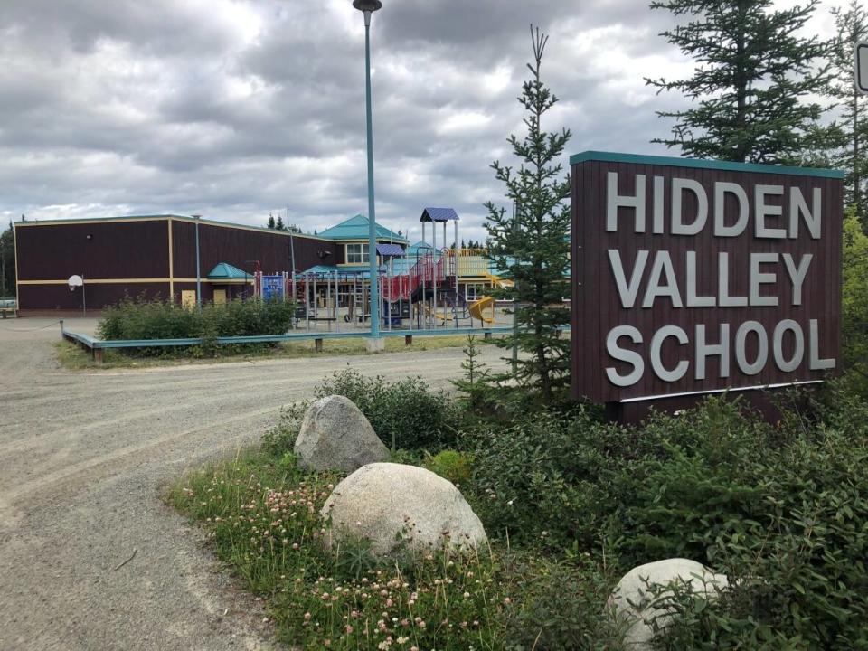 Hidden Valley Elementary School in Whitehorse. The Yukon Ombudsman is investigating a complaint from a parent alleging parents and students were treated unfairly because they weren't informed about an educational assistant who sexually abused a student at the school until 21 months after he was arrested.  (Jackie Hong/CBC - image credit)