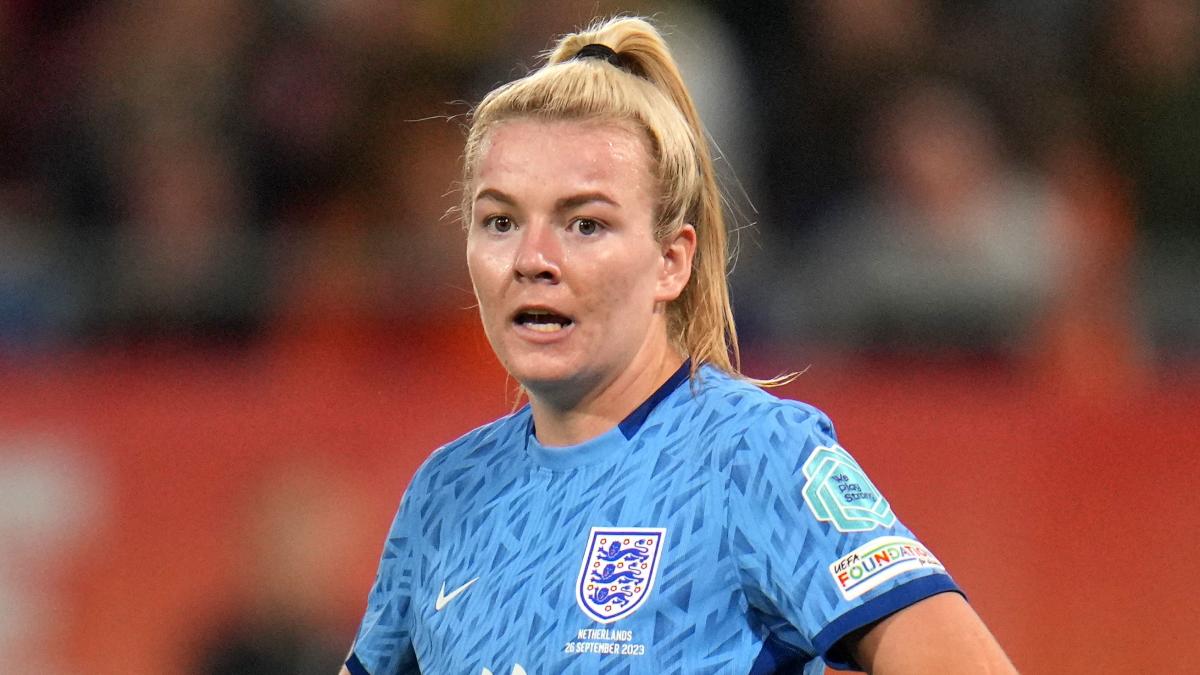 Lauren Hemp brace helps England to another friendly win