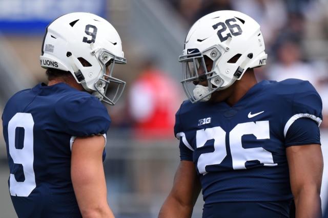 LOOK: Saquon Barkley shows off New York Giants throwback uniform