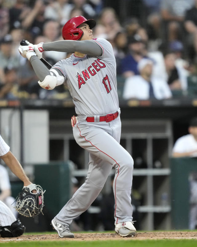 Vaughn drives in 3, González homers to help White Sox beat Angels 7-3 -  ABC7 Los Angeles