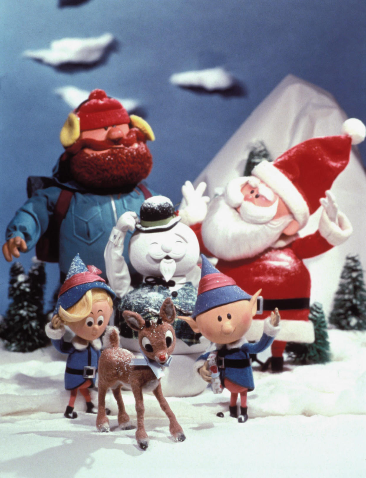 RUDOLPH THE RED-NOSED REINDEER -- Pictured: (l-r) Front Row: Hermey, Rudolph, Head Elf, Yukon Cornelius, Sam the Snowman, Santa Claus  (Photo by NBCU Photo Bank/NBCUniversal via Getty Images via Getty Images)
