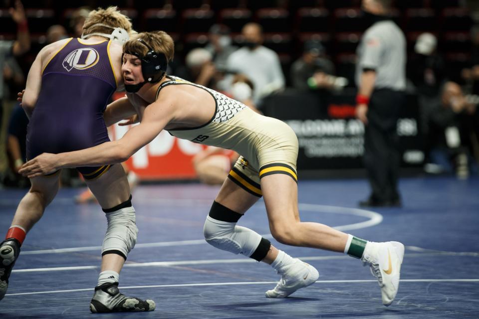 Waverley-Shell Rock's Ryder Block wrestles Indianola's Ryder Downey during their Class 3A 132-pound semifinal match at the Iowa high school state wrestling tournament on Feb. 19, 2021.