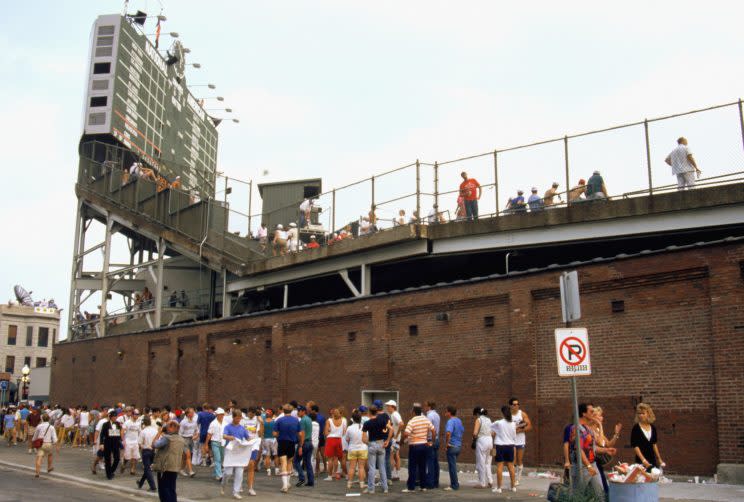 Waveland Avenue outside of Wrigley Field, circa 1988. (Getty Images)