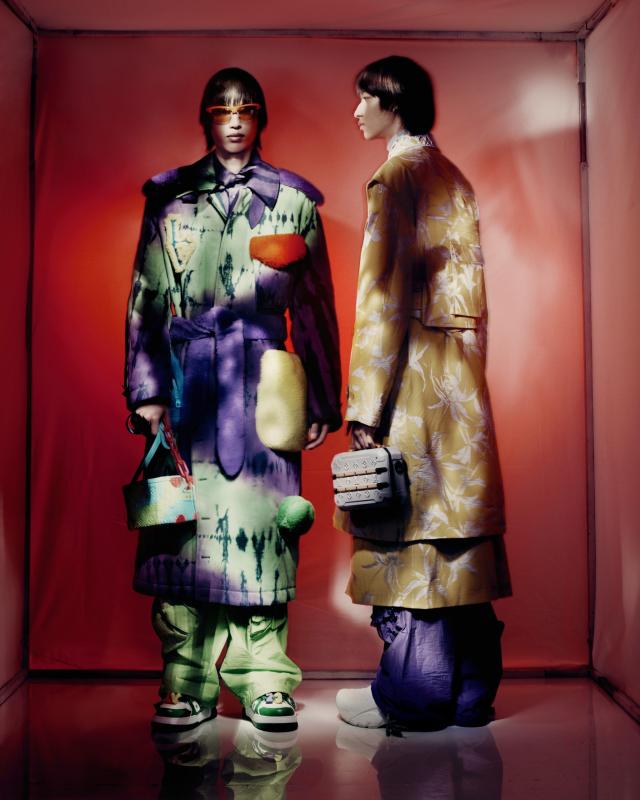 NEW Louis Vuitton Catalog Men's Collection Spring & Summer 2004