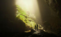 <p>Ce jeune homme a demandé sa belle en mariage à l’intérieur de l’une des plus grandes grottes du monde : <em>« J’ai laissé tomber un genou à terre et j’ai demandé à ma petite amie, Alesha, avec qui je partage ma vie depuis 6 ans, de m’épouser. »</em>.<br>Crédit photo : D.R. </p>