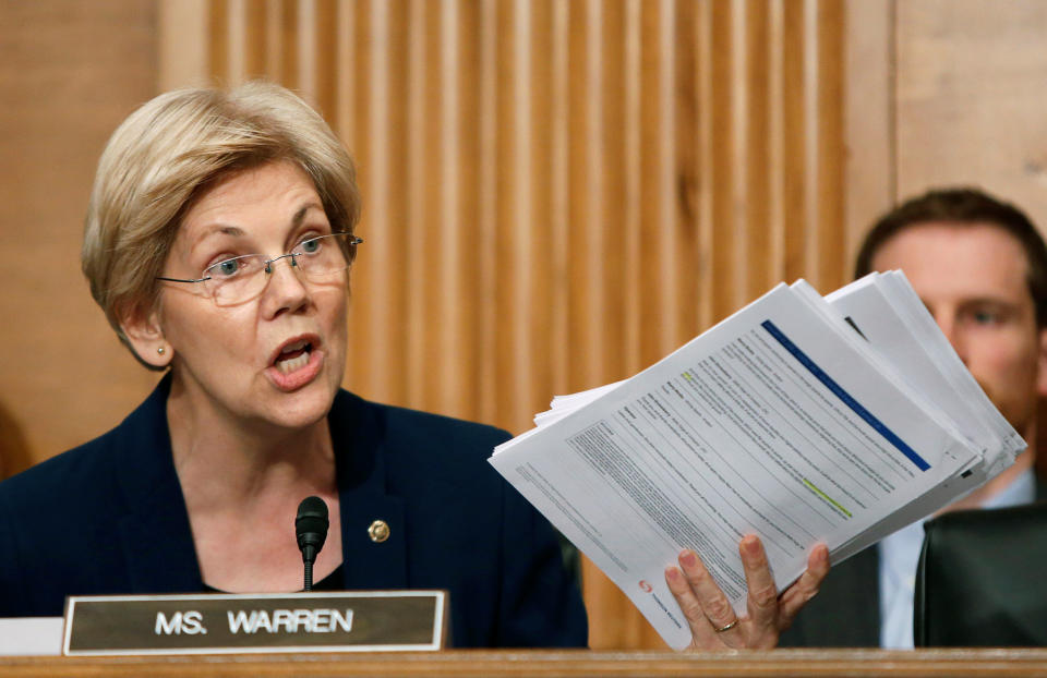 Senator Elizabeth Warren going full Al Pacino in “Heat” on Wells Fargo CEO John Stumpf. Source: REUTERS/Gary Cameron