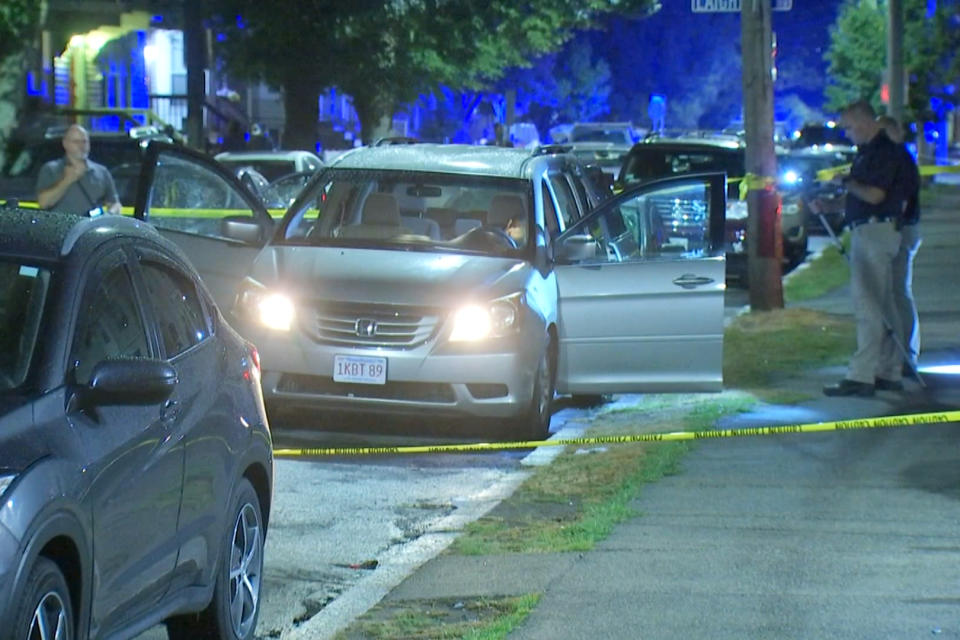 Police investigate shooting deaths and a suicide in Lynn, Mass. (WBTS)