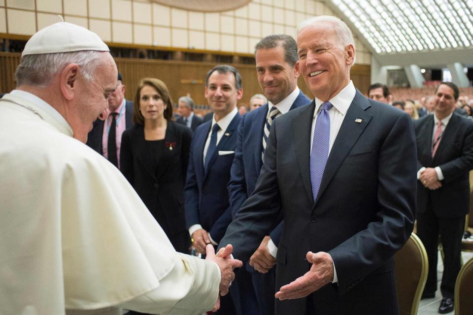 Joe Biden, católico, apoyó al Papa Francisco antes de su elección como Papa