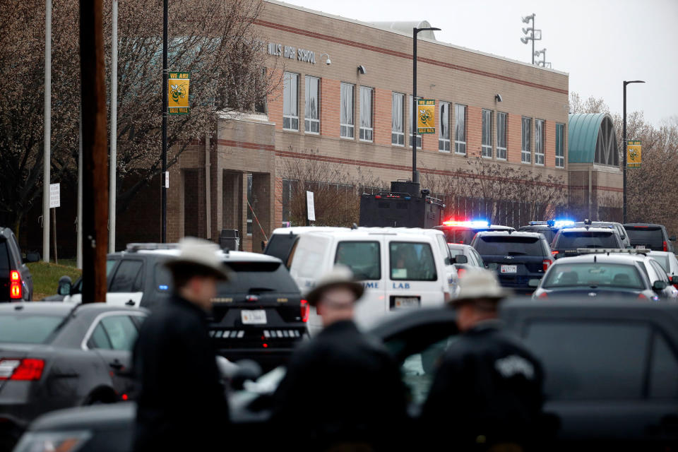 <p>Deputies and federal agents converge on Great Mills High School, the scene of a shooting, Tuesday morning, March 20, 2018 in Great Mills, Md. (Photo: Alex Brandon/AP) </p>