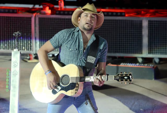 Photo by Tim Mosenfelder / Getty Images Jason Aldean