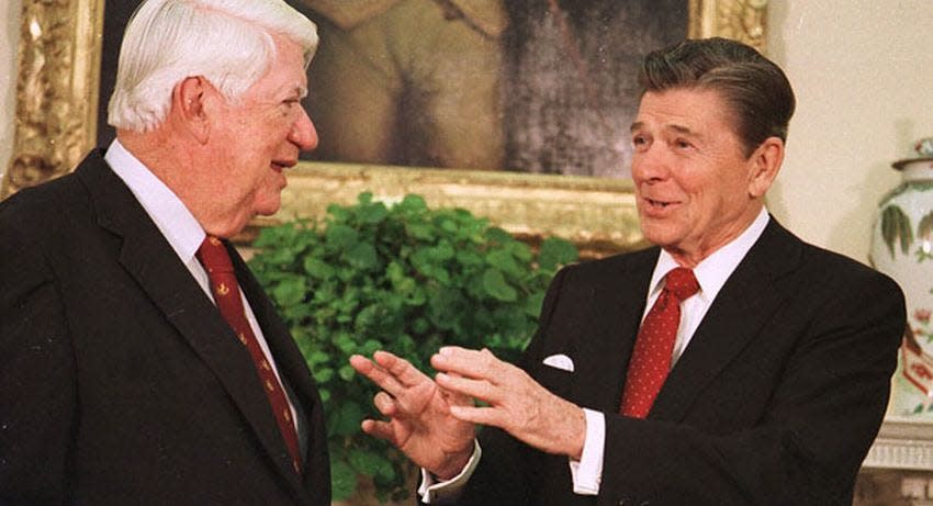 A reader laments that leaders of different parties no longer work together for the common good, like President Reagan and House Speaker Tip O’Neill did. AP FILE