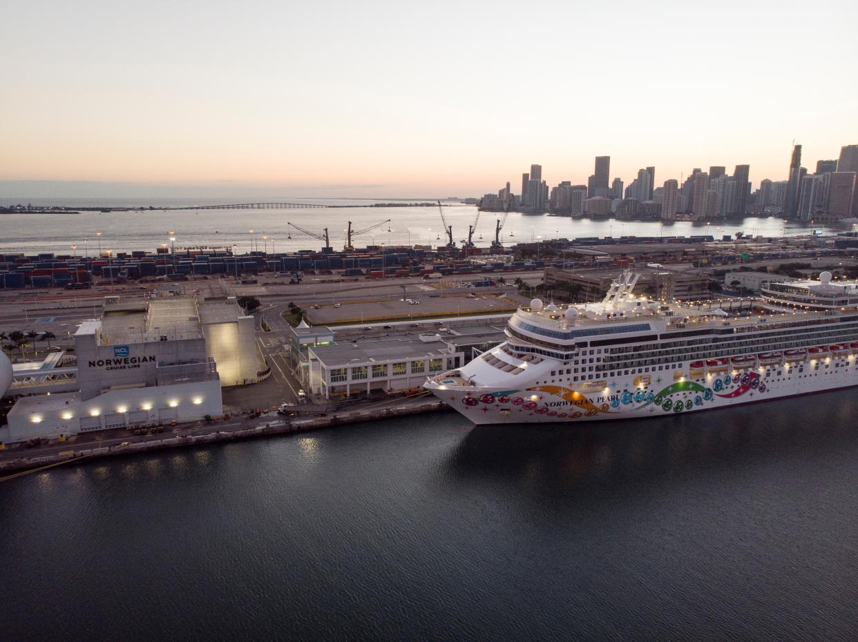 The Norwegian Pearl cruise ship is seen docked at Miami port, after Norwegian Cruise Line Holdings Ltd cancelled sailings amid rising fears of Omicron-related coronavirus infections, in Miami, Florida, U.S. January 5, 2022. Picture taken with a drone. REUTERS/Marco Bello