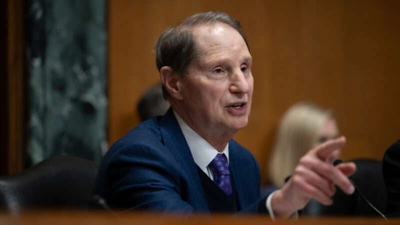 Sen. Ron Wyden (D–Ore.) speaks in a Senate committee hearing.