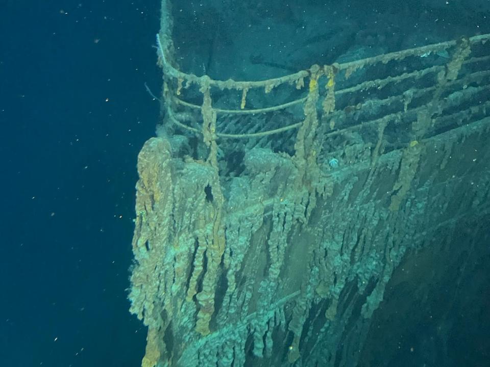 The bow of the Titanic wreck underwater, photographed by Alan Stern on July 2022.