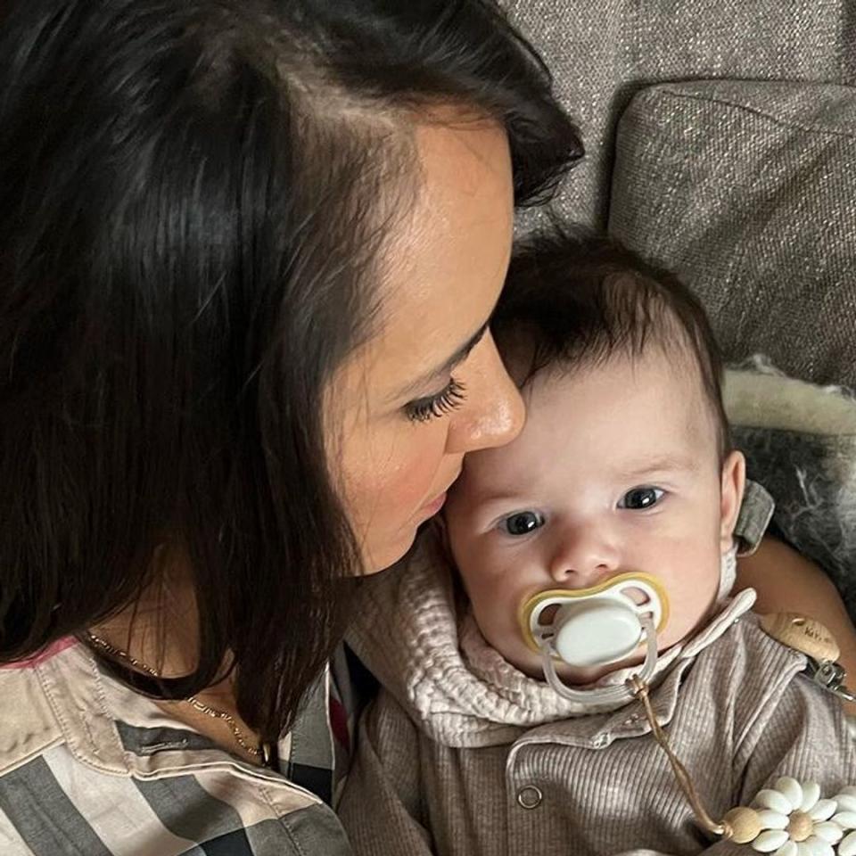 Janette Manrara's daughter Lyra is 'true star of the show' as she makes special Strictly visit