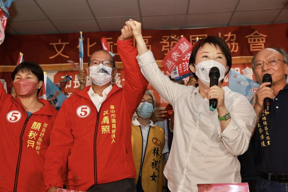 盧秀燕一天二度與議長張清照合體。   盧秀燕競選總部/提供