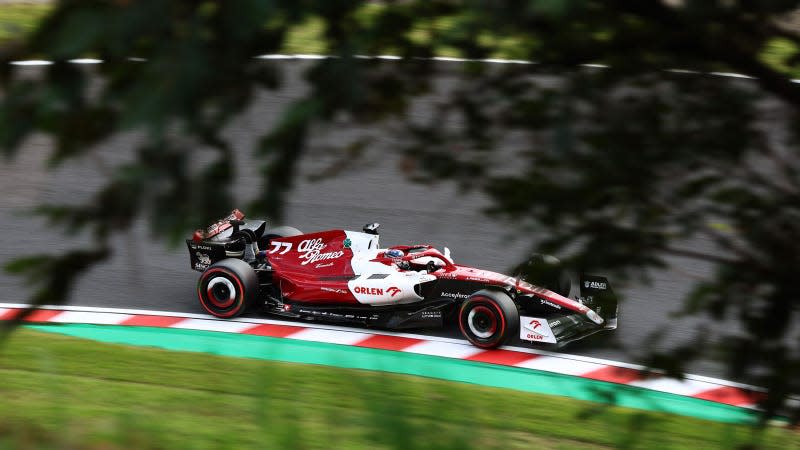 A photo of Valtteri Bottas driving his 2022 Alfa Romeo F1 car. 