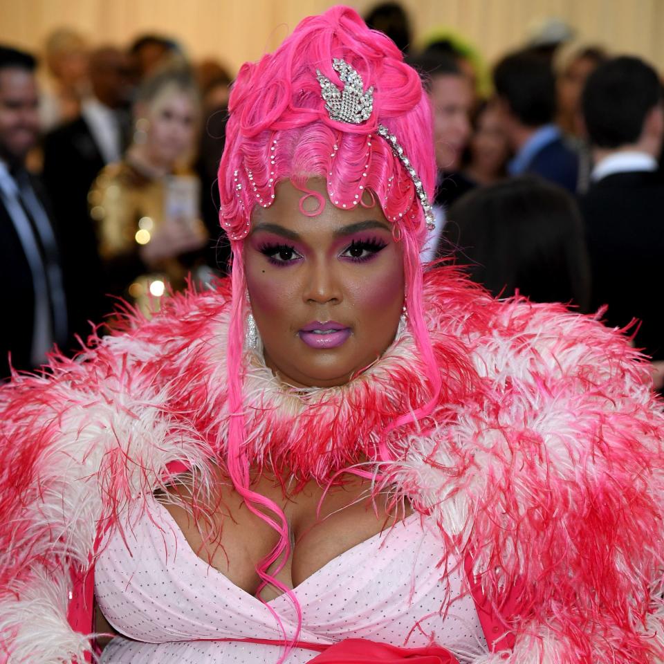 <h1 class="title">lizzo met gala lashes</h1><cite class="credit">Getty Images</cite>