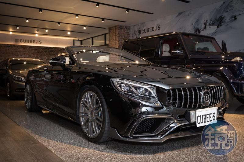 Brabus Rocket 900 Cabriolet全世界只有2台，眼前這台已經被台灣一位企業家買走。