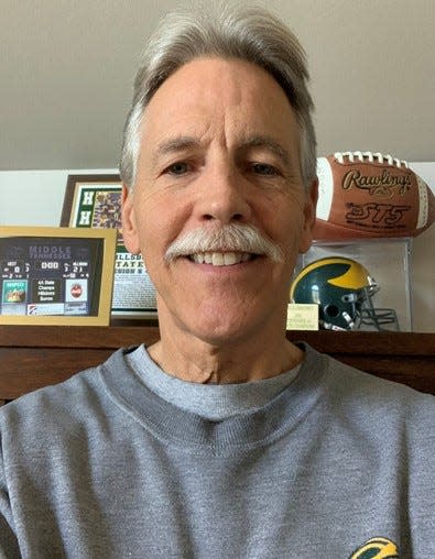 Former Hillsboro defensive coordinator Richard Herzog is writing a book about the Burro's state championship run in the early 2000s.
