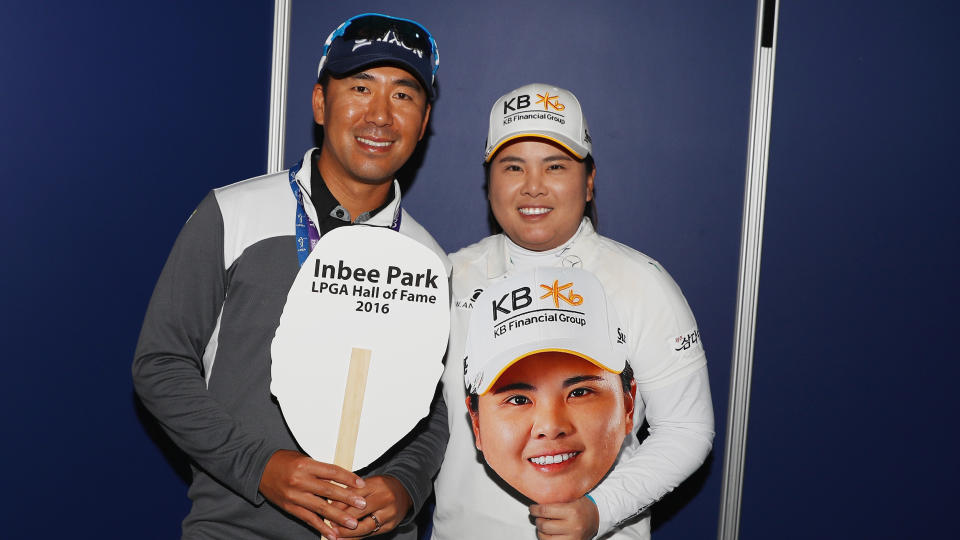 Inbee Park and husband Gi Hyeob Nam after her 2016 induction into the LPGA Hall of Fame