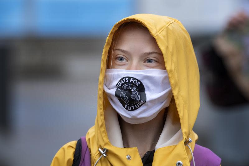 Greta Thunberg habló ante la OMS e incidió en la dificultad de los países más pobres para acceder a ella y pidió solidaridad.