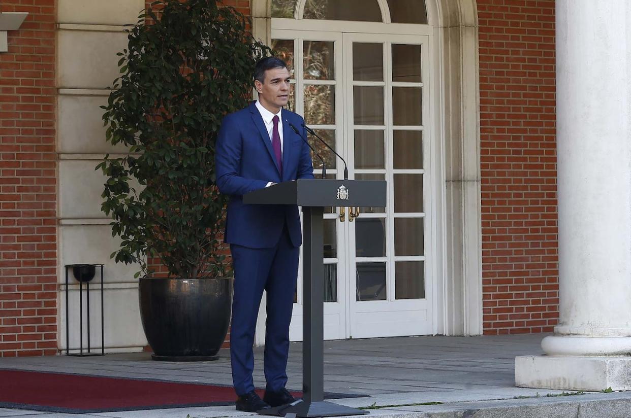 The President of the Spanish Government, Pedro Sánchez, makes a statement at La Moncloa to detail the composition and priorities of the new Executive. <a href="https://www.lamoncloa.gob.es/multimedia/galeriasfotograficas/presidente/Paginas/2023/201123-sanchez-declaracion-institucional.aspx" rel="nofollow noopener" target="_blank" data-ylk="slk:Pool Moncloa/José Manuel Álvarez. La Moncloa, Madrid;elm:context_link;itc:0;sec:content-canvas" class="link ">Pool Moncloa/José Manuel Álvarez. La Moncloa, Madrid</a>, <a href="http://creativecommons.org/licenses/by/4.0/" rel="nofollow noopener" target="_blank" data-ylk="slk:CC BY;elm:context_link;itc:0;sec:content-canvas" class="link ">CC BY</a>