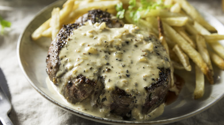 Steak au poivre with fries 