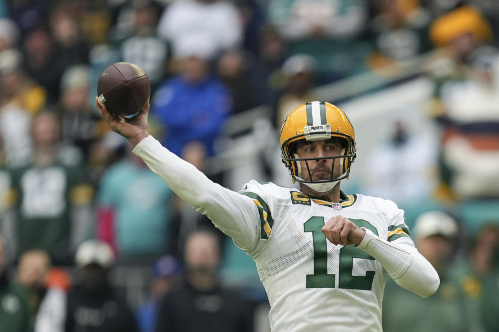 NFL Christmas Day live tracker: Aaron Rodgers, Packers spoil holiday for Tua  Tagovailoa and Dolphins