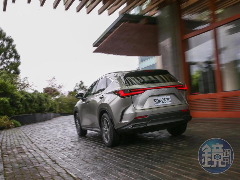 LEXUS NX 350h豪華版