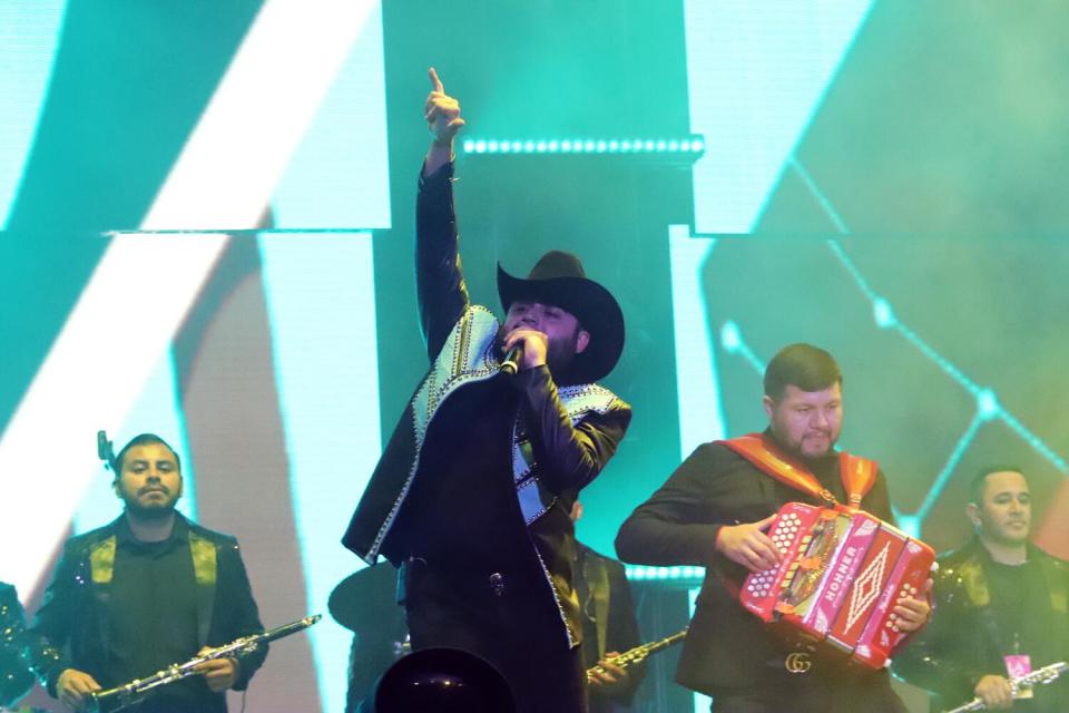 Gerardo Ortiz regresa a Los Angeles para presentarse en concierto en Pico Rivera.