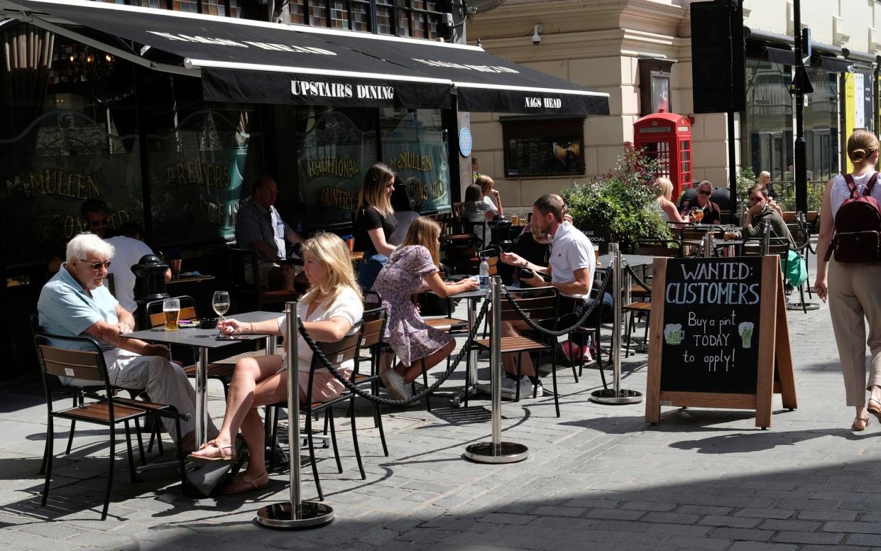 Could pubs and restaurants close again? The latest rules and what happens if Covid-19 cases keep rising - AP/Alastair Grant 