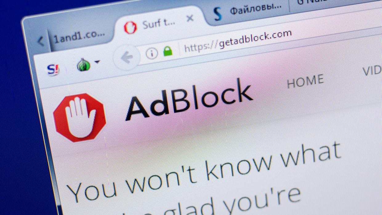  Best ad blockers. 