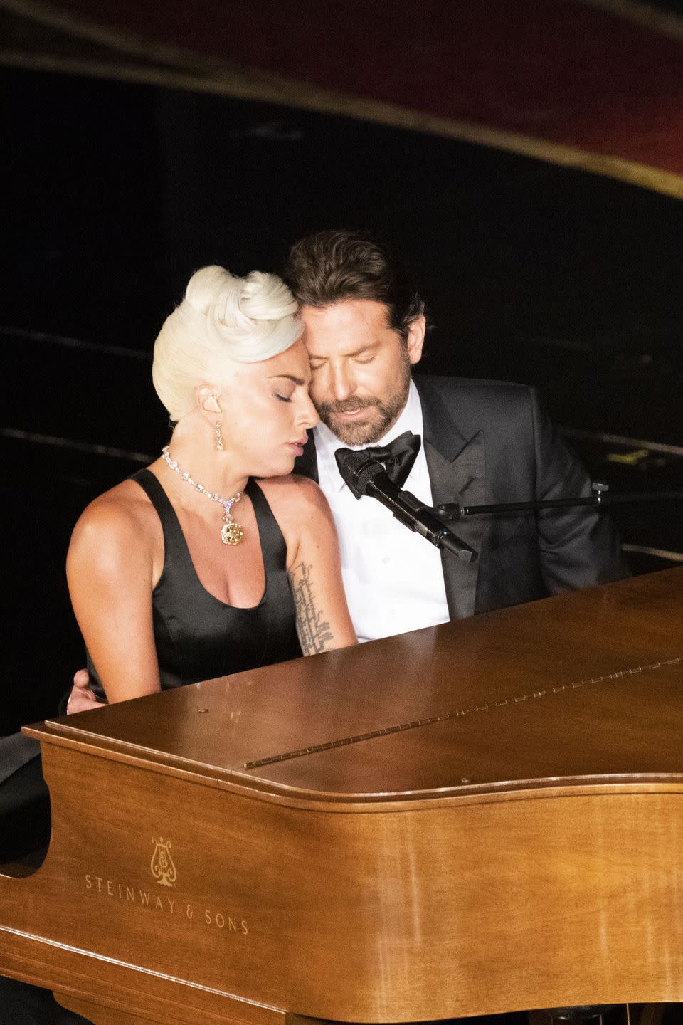 2019: Lady Gaga and Bradley Cooper deliver a steamy performance