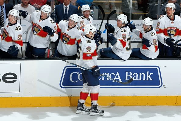 SAN JOSE, CA - FEBRUARY 15: Aleksander Barkov #16 of the Florida Panthers celebrates his first period goal with teammates during a NHL game against the San Jose Sharks at SAP Center at San Jose on February 15, 2017 in San Jose, California. (Photo by Don Smith/NHLI via Getty Images)