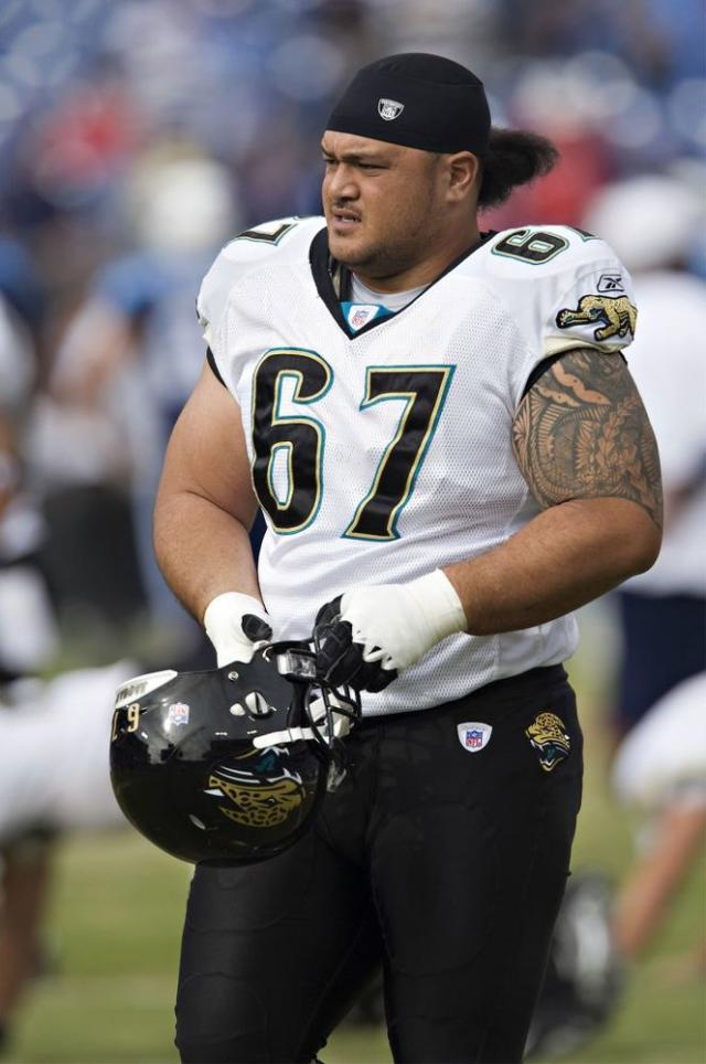 Former Jaguars lineman Vince Manuwai found dead in Hawaii