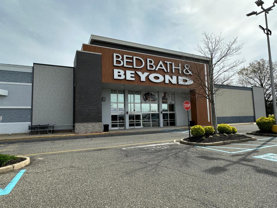 Ross Dress for Less has signed a lease to open a storefront in what was formerly Bed Bath & Beyond at Brick Center Plaza on Chambers Bridge Road in Brick.