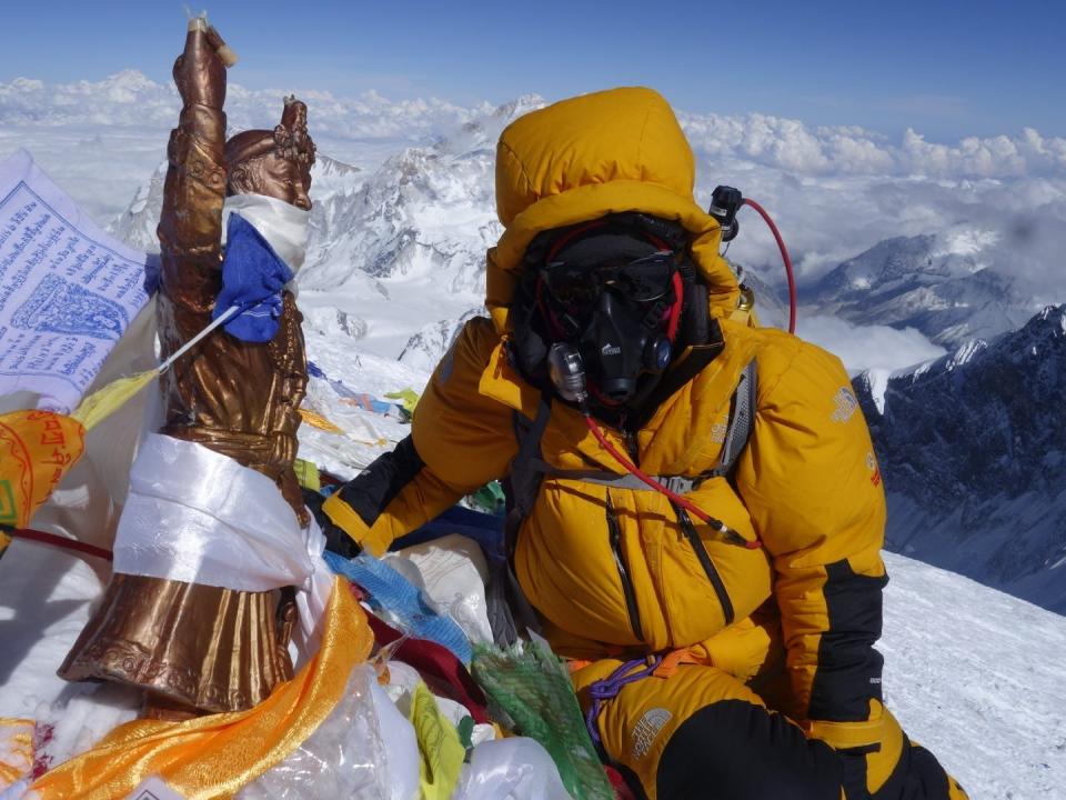 Ada Tsang Mount Everest