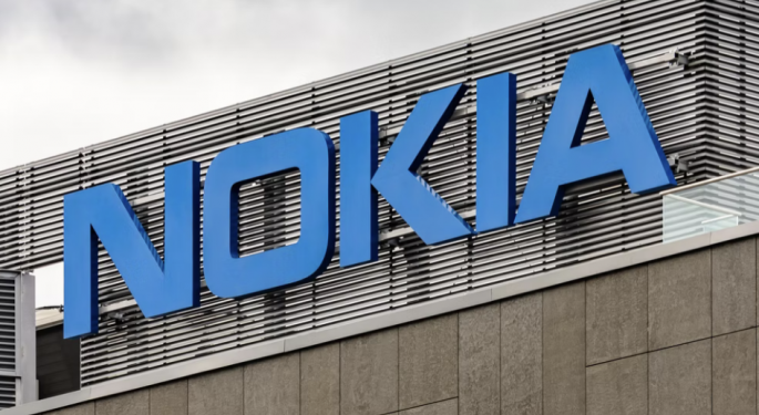 Invasione dell’Ucraina, Nokia si ritira dalla Russia